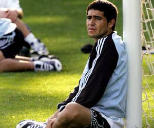 20060917021023-riquelme.jpg