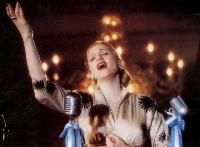 20061227011201-evita.jpg